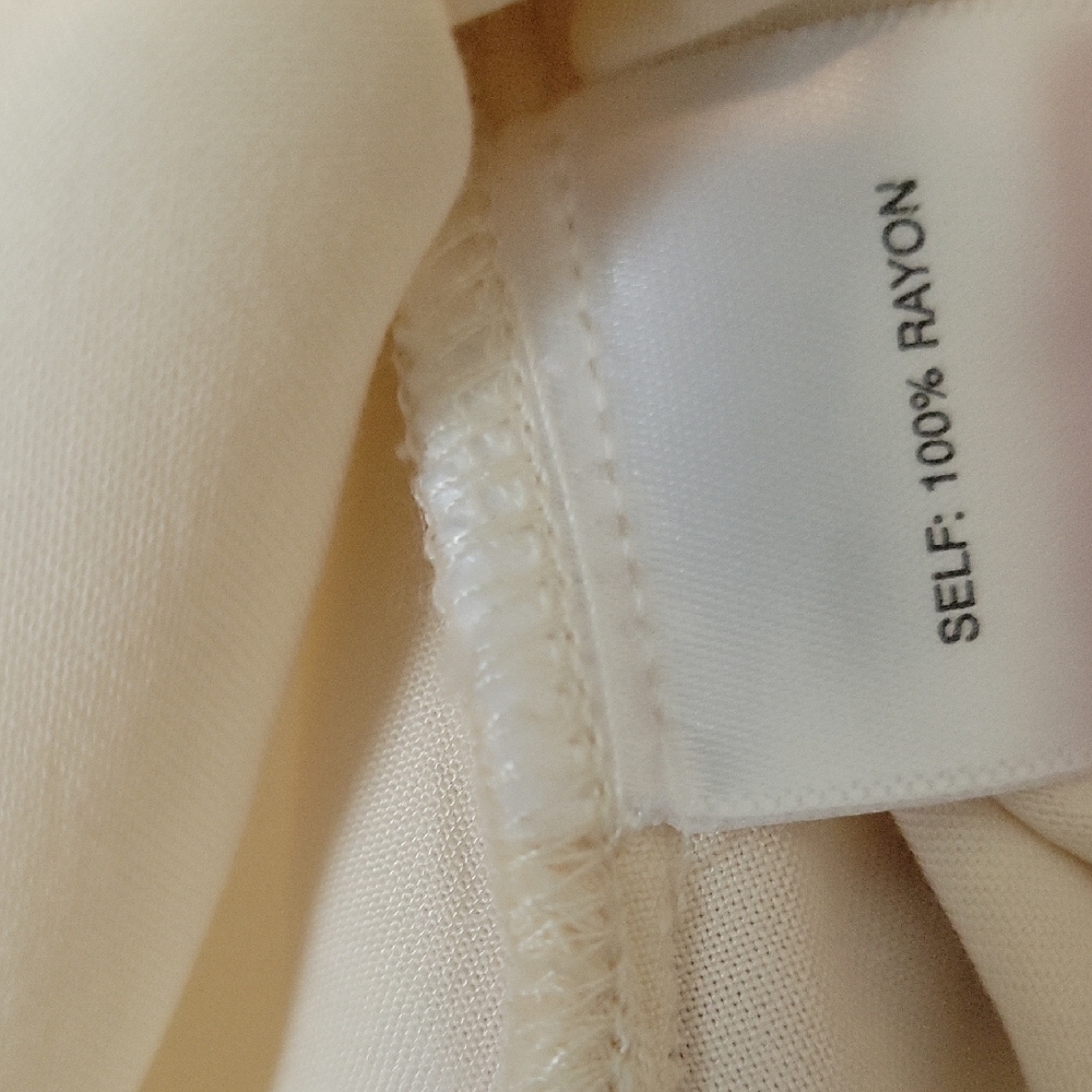 Rose & Olive Women's Cream Button-Up Top- L - Picture 6 of 7
